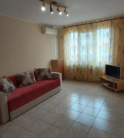 Criss Arena Nationala Apartment *